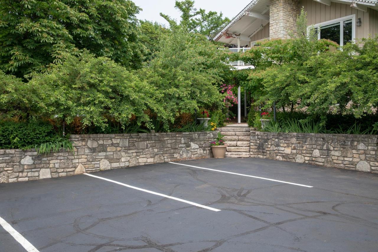 Coachlite Inn Sister Bay Luaran gambar